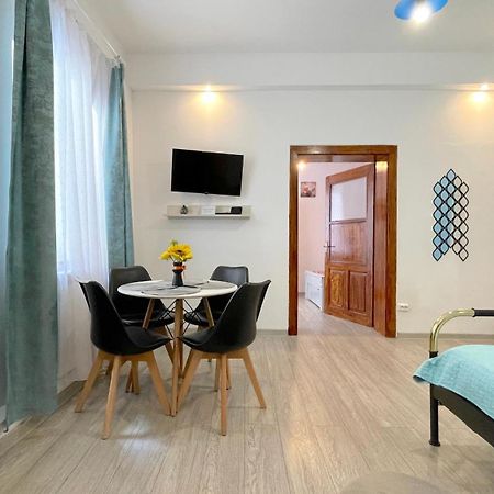 Ferienwohnung Evu Long Street Brașov Exterior foto