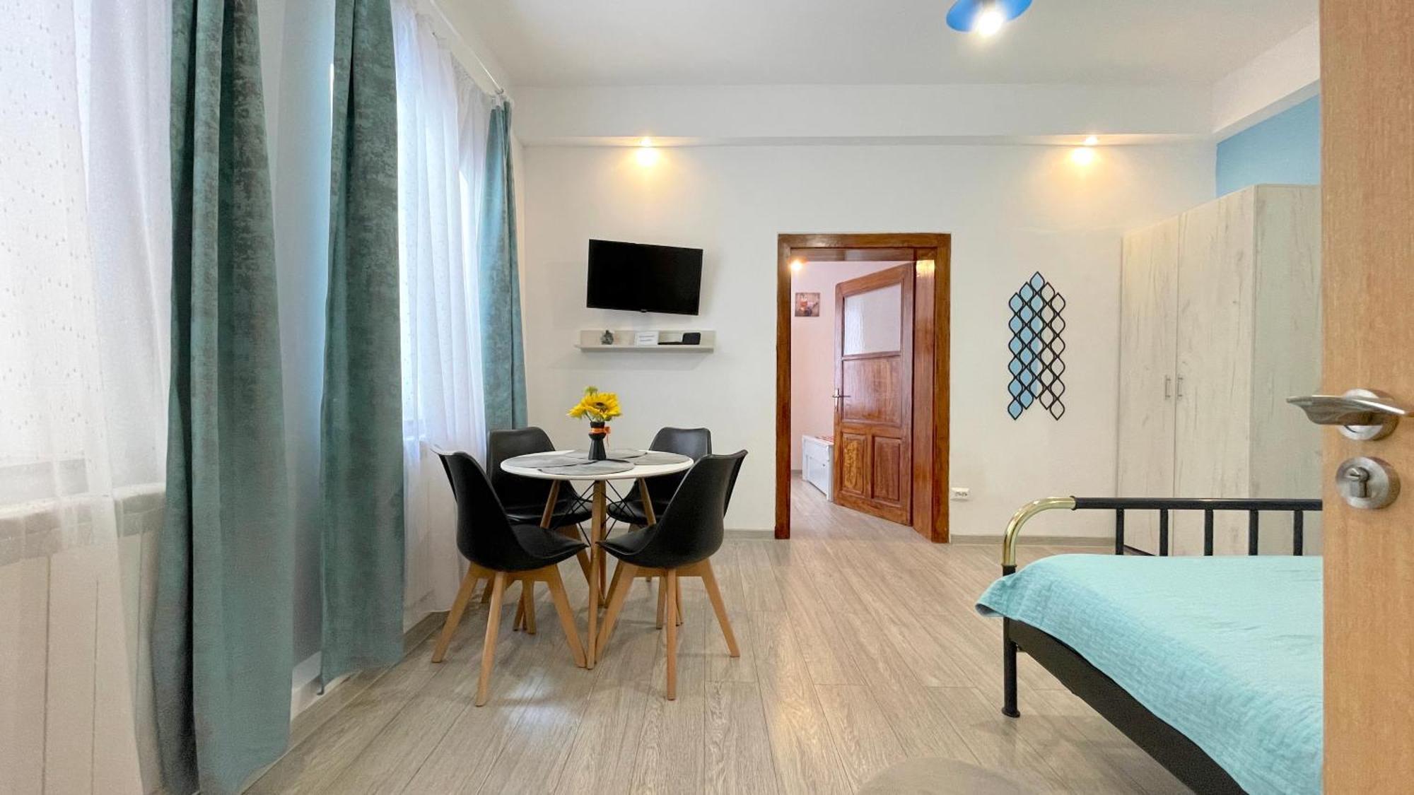 Ferienwohnung Evu Long Street Brașov Exterior foto
