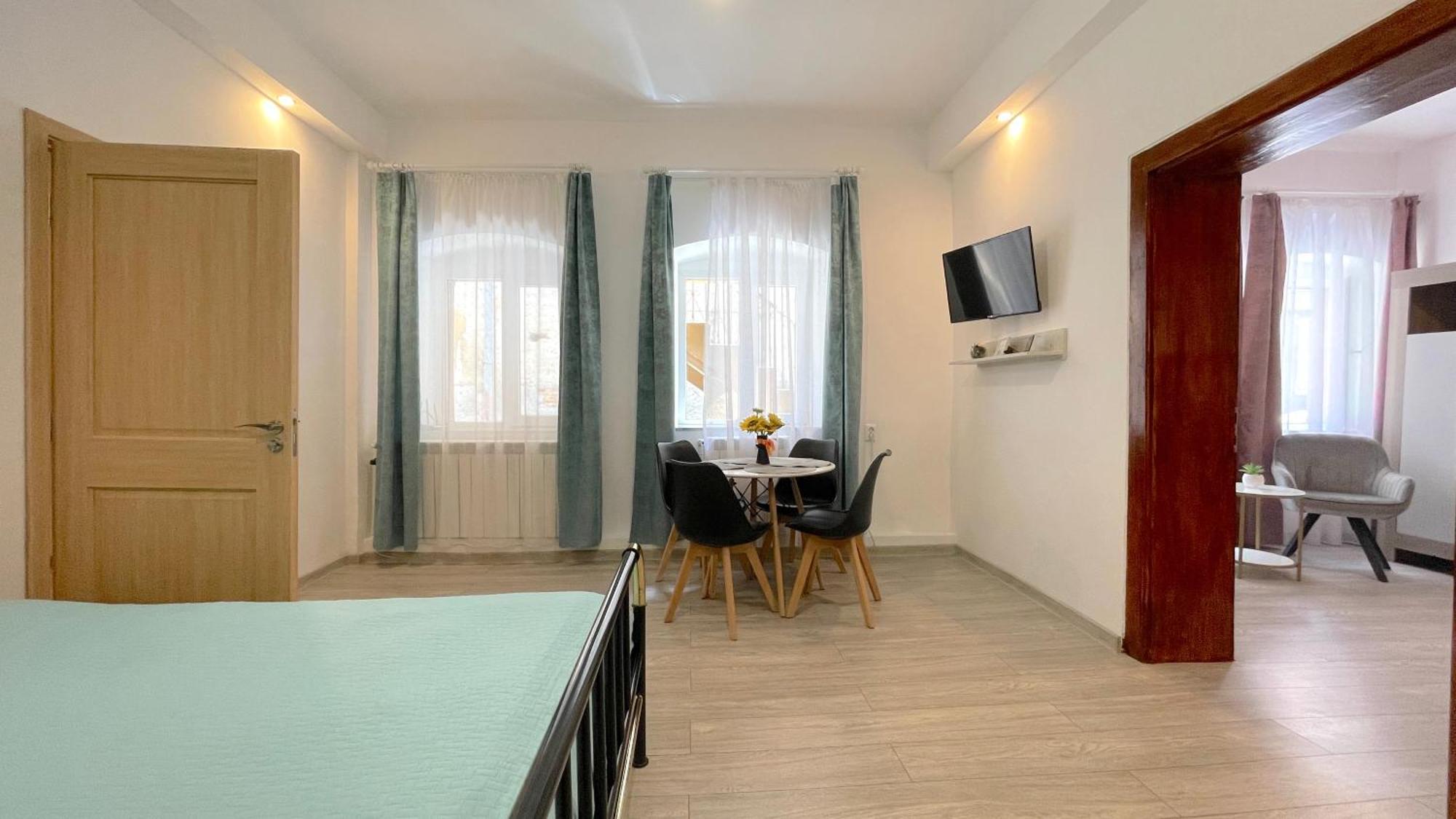 Ferienwohnung Evu Long Street Brașov Exterior foto