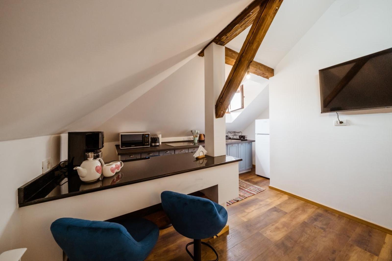 Ferienwohnung Evu Long Street Brașov Exterior foto