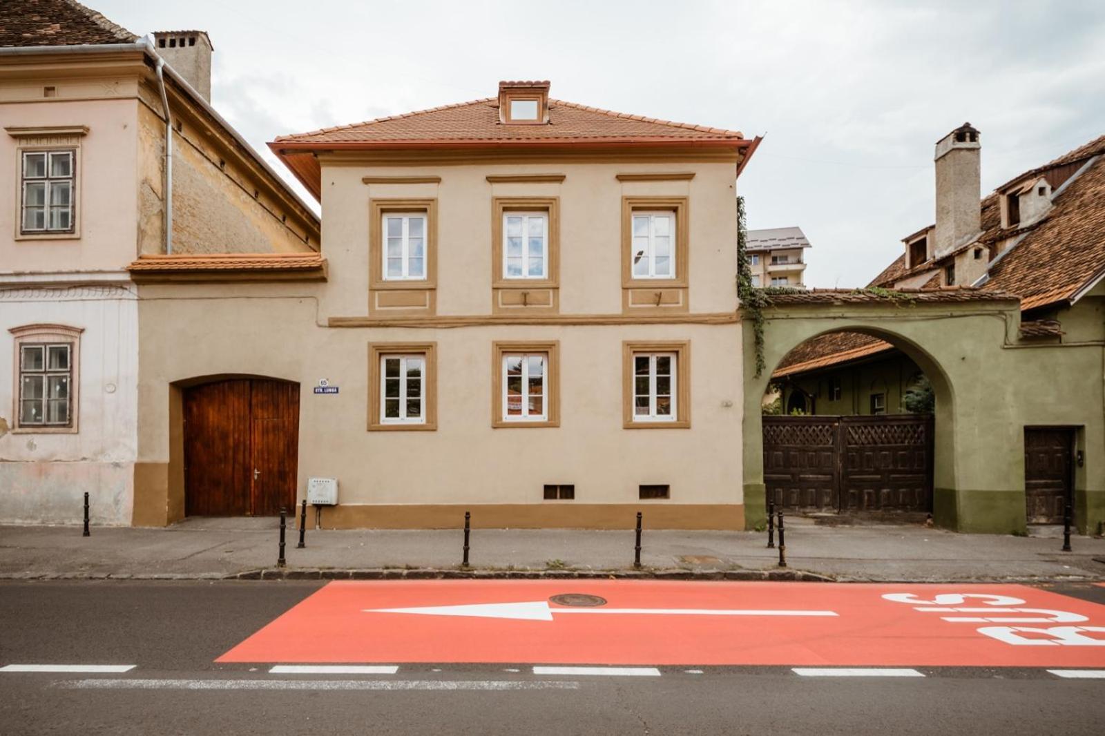 Ferienwohnung Evu Long Street Brașov Exterior foto